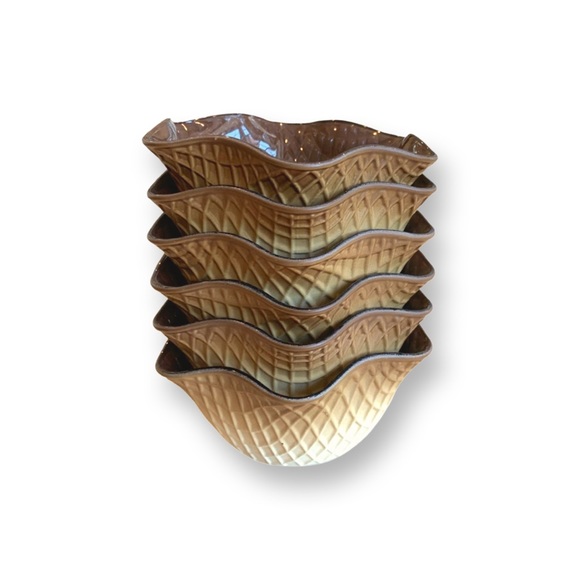 Vintage set of 6 Bomioli Rocco molded glass waffle cone ice cream bowls - Picture 2 of 7